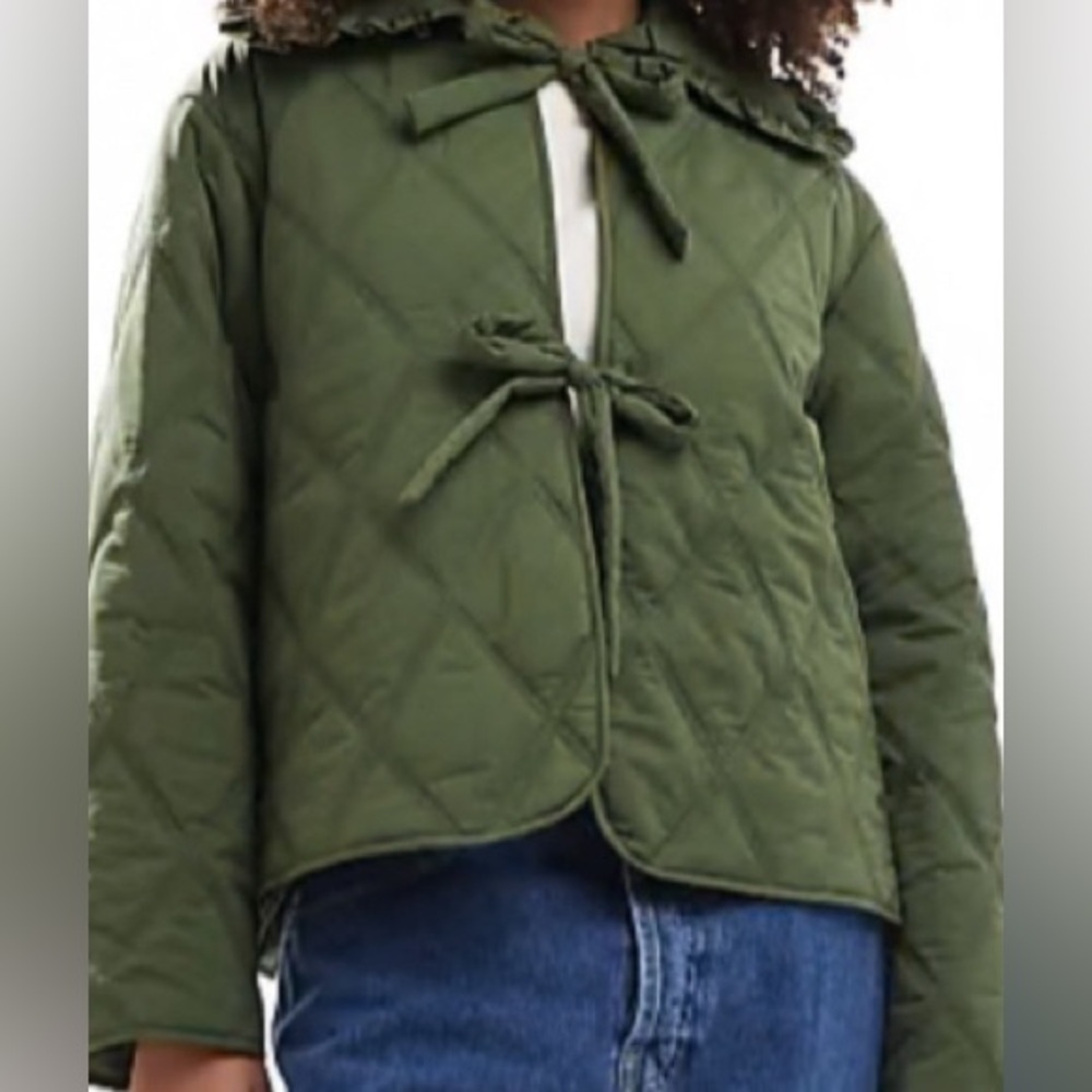ASOS Army Green Quilt Jacket w/ Front bow Tie Closure. Size Small (UK 10; US 6) - Picture 2 of 5
